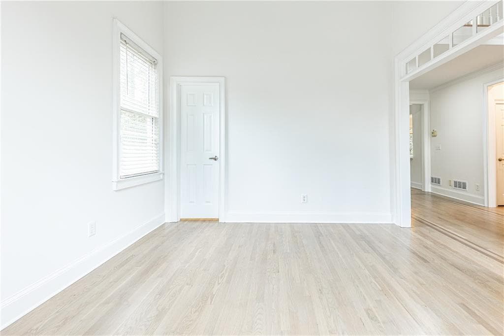 6 bedroom, 5 bathroom, 4,036 sq ft single family residence for rent at 4108 Wandering Rose Lane, Marietta, GA 30062 for $5,200 a month — photo 5