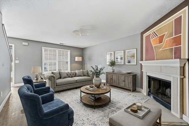 3 bedroom, 3 bathroom, 1,372 sq ft single family residence under contract at 6966 Mahonia Place, Lithonia, GA 30038 — photo 3