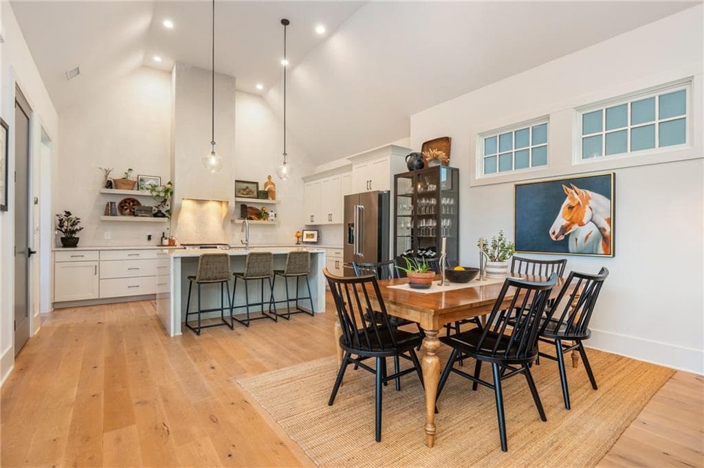 3 bedroom, 3 bathroom, 1,855 sq ft townhouse for sale at 390 Heatherden Avenue, Fayetteville, GA 30214 — photo 10