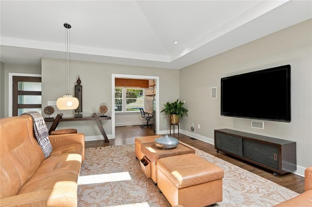 3 bedroom, 2 bathroom, 2,156 sq ft single family residence under contract at 2145 Pine Forest Drive, Atlanta, GA 30345 — photo 7