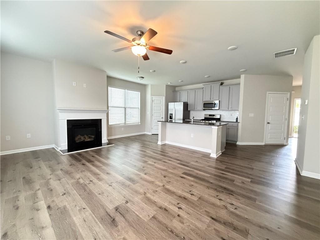 3 bedroom, 3 bathroom, 1,784 sq ft townhouse for sale at 3665 Prospect Point Drive, Oakwood, GA 30566 — photo 8