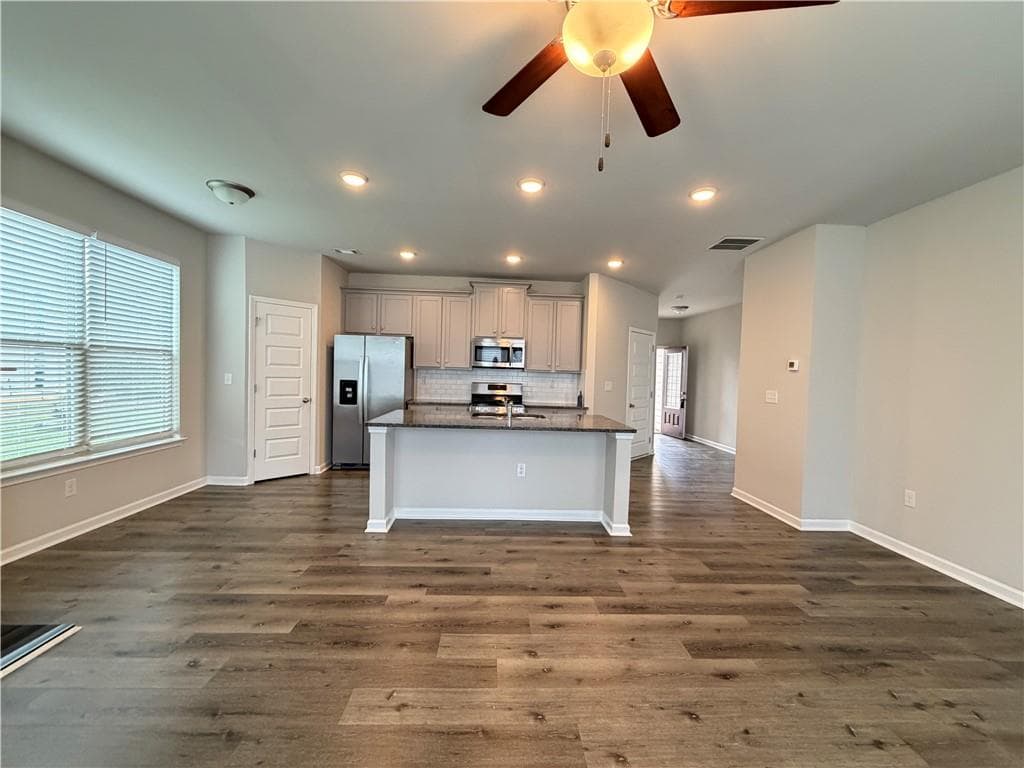 3 bedroom, 3 bathroom, 1,784 sq ft townhouse for sale at 3665 Prospect Point Drive, Oakwood, GA 30566 — photo 10