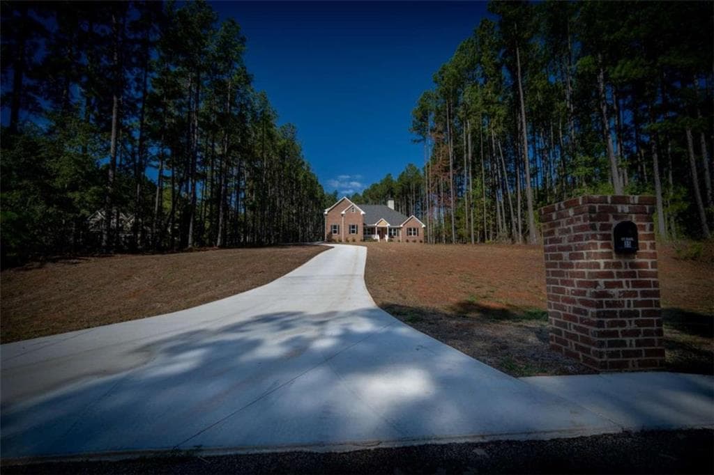 4 bedroom, 4 bathroom, 3,453 sq ft single family residence for sale at 35 Mattie Court, Mansfield, GA 30055 — photo 2