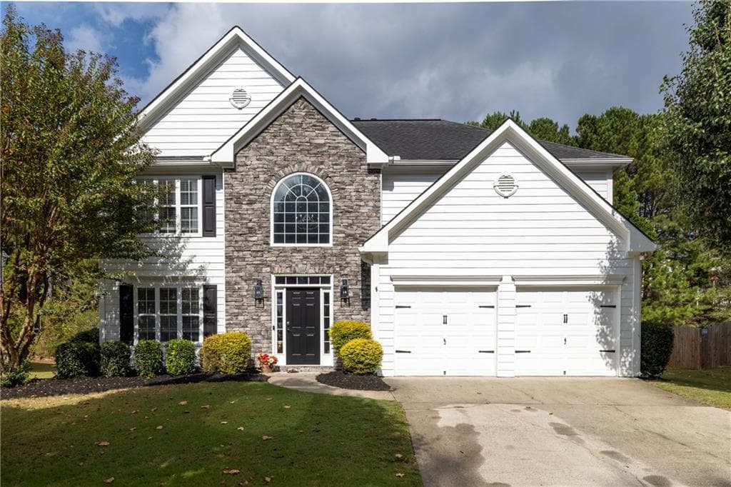 3 bedroom, 3 bathroom, 1,999 sq ft single family residence for sale at 1930 Overland Crossing, Alpharetta, GA 30004 — photo 2