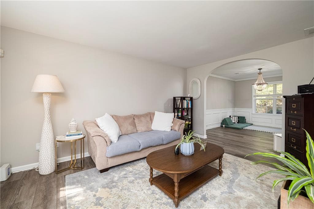 3 bedroom, 3 bathroom, 1,999 sq ft single family residence for sale at 1930 Overland Crossing, Alpharetta, GA 30004 — photo 7