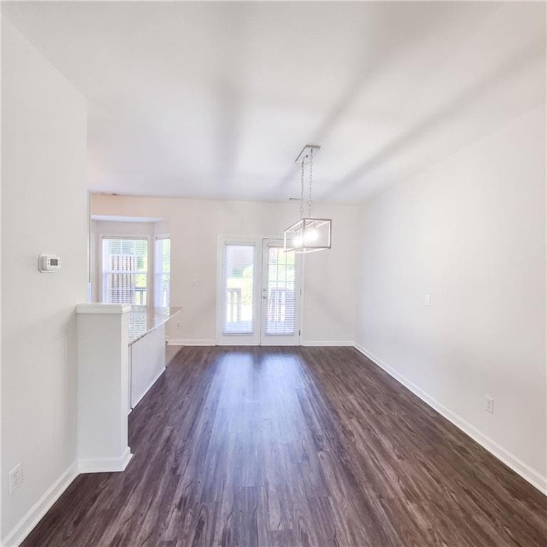 3 bedroom, 4 bathroom, 1,841 sq ft townhouse for sale at 2162 Mill Garden Run, Buford, GA 30519 — photo 7
