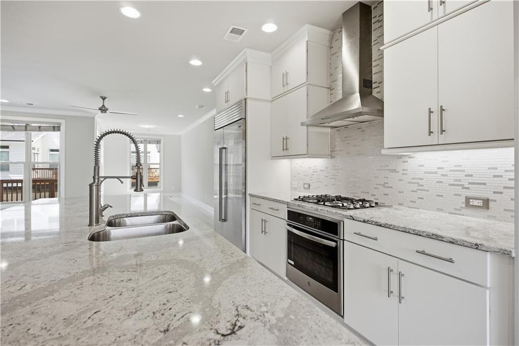 3 bedroom, 4 bathroom, 2,200 sq ft townhouse for sale at 2217 Parkside Glen View 221, Duluth, GA 30097 — photo 9