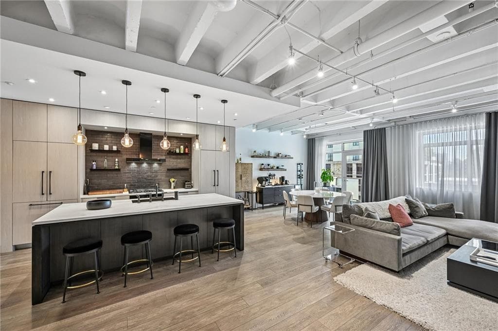 2 bedroom, 2 bathroom, 1,550 sq ft condominium for rent at 805 Peachtree Street 501, Atlanta, GA 30308 for $4,100 a month — photo 9