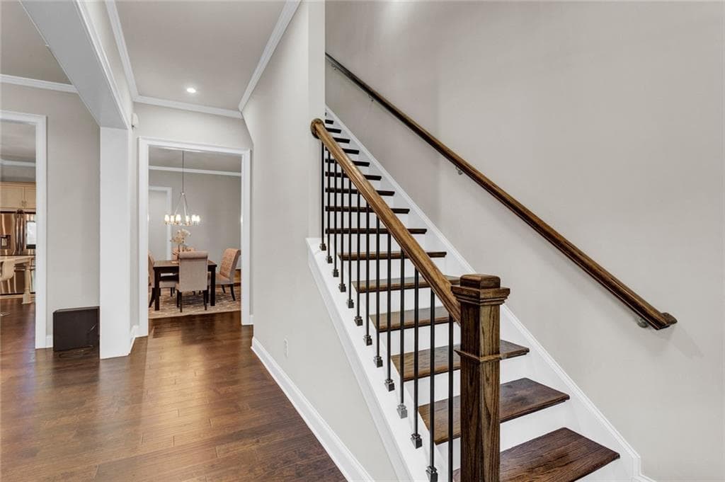 5 bedroom, 5 bathroom, 3,189 sq ft single family residence for rent at 6360 Halcyon Garden Drive, Alpharetta, GA 30005 for $4,800 a month — photo 2
