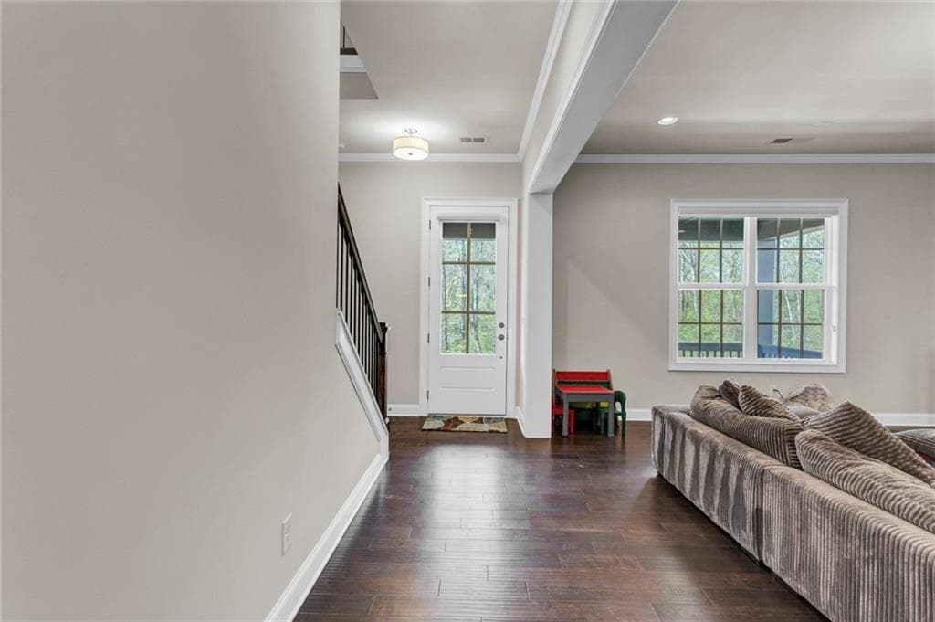 5 bedroom, 5 bathroom, 3,189 sq ft single family residence for rent at 6360 Halcyon Garden Drive, Alpharetta, GA 30005 for $4,800 a month — photo 3