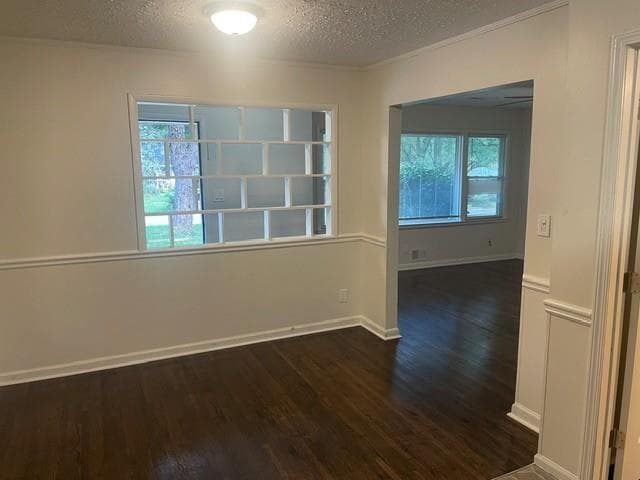 3 bedroom, 1 bathroom, 1,043 sq ft single family residence for sale at 4713 Ruby Lane, Forest Park, GA 30297 — photo 4