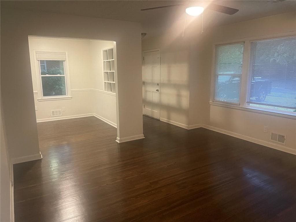 3 bedroom, 1 bathroom, 1,043 sq ft single family residence for sale at 4713 Ruby Lane, Forest Park, GA 30297 — photo 5