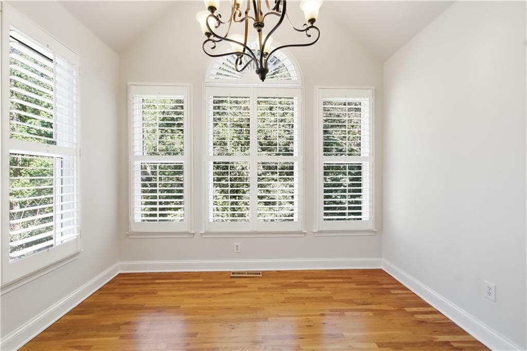 6 bedroom, 5 bathroom, 4,492 sq ft single family residence for sale at 2455 Millwater Crossing, Dacula, GA 30019 — photo 7
