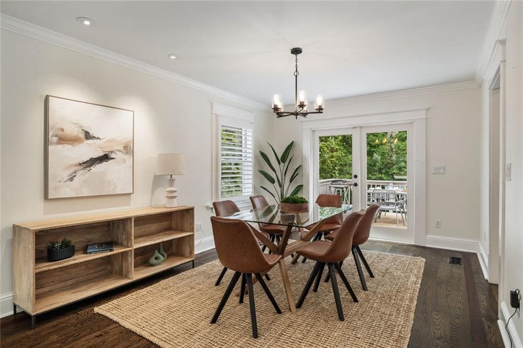 5 bedroom, 4 bathroom, 3,524 sq ft single family residence for rent at 2251 Fairhaven Circle, Atlanta, GA 30305 for $7,500 a month — photo 5