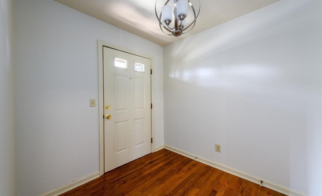 4 bedroom, 3 bathroom, 2,125 sq ft single family residence for rent at 462 Emily Drive, Lilburn, GA 30047 for $2,275 a month — photo 4