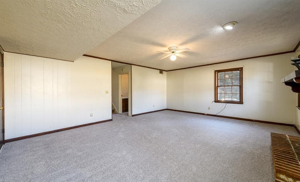 4 bedroom, 3 bathroom, 2,125 sq ft single family residence for rent at 462 Emily Drive, Lilburn, GA 30047 for $2,275 a month — photo 9