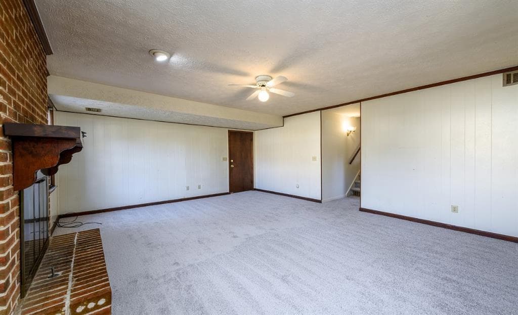 4 bedroom, 3 bathroom, 2,125 sq ft single family residence for rent at 462 Emily Drive, Lilburn, GA 30047 for $2,275 a month — photo 10