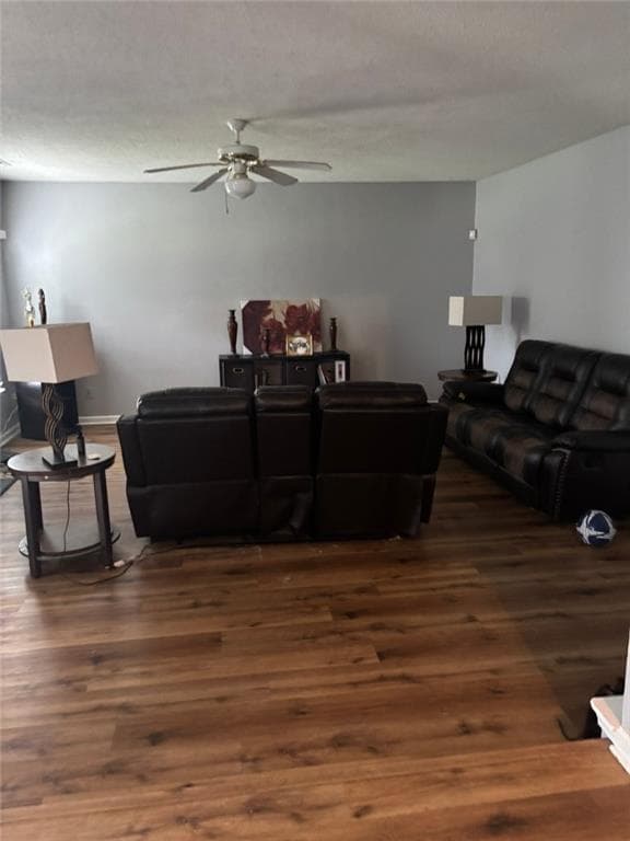 4 bedroom, 3 bathroom, 2,806 sq ft single family residence for sale at 3757 Oakman Place, Fairburn, GA 30213 — photo 4