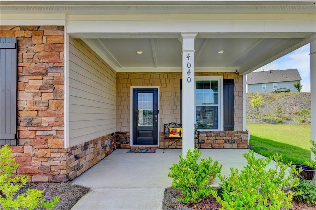 5 bedroom, 4 bathroom, 3,798 sq ft single family residence for sale at 4040 Gallery Chase, Cumming, GA 30028 — photo 2