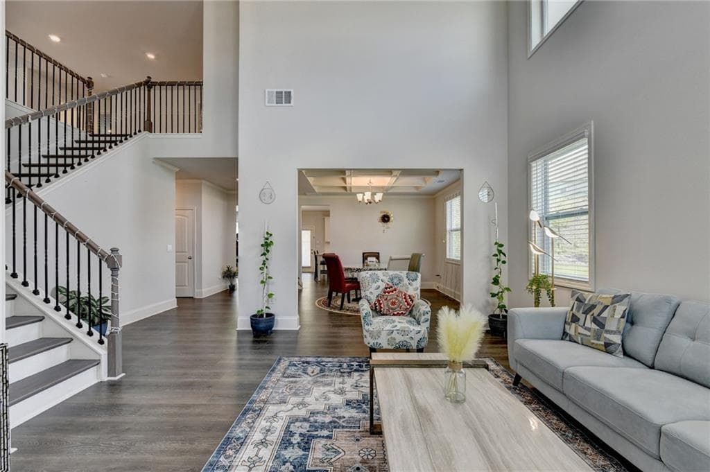 5 bedroom, 4 bathroom, 3,798 sq ft single family residence for sale at 4040 Gallery Chase, Cumming, GA 30028 — photo 7