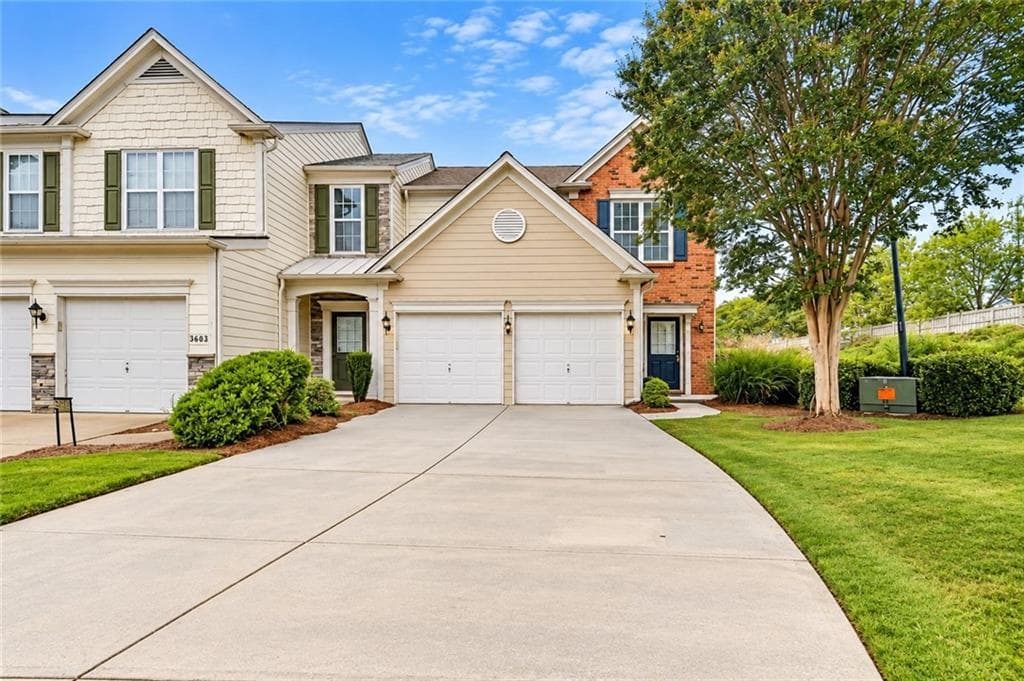 3 bedroom, 3 bathroom, 1,732 sq ft condominium for sale at 3601 Gainesway Trace, Duluth, GA 30096