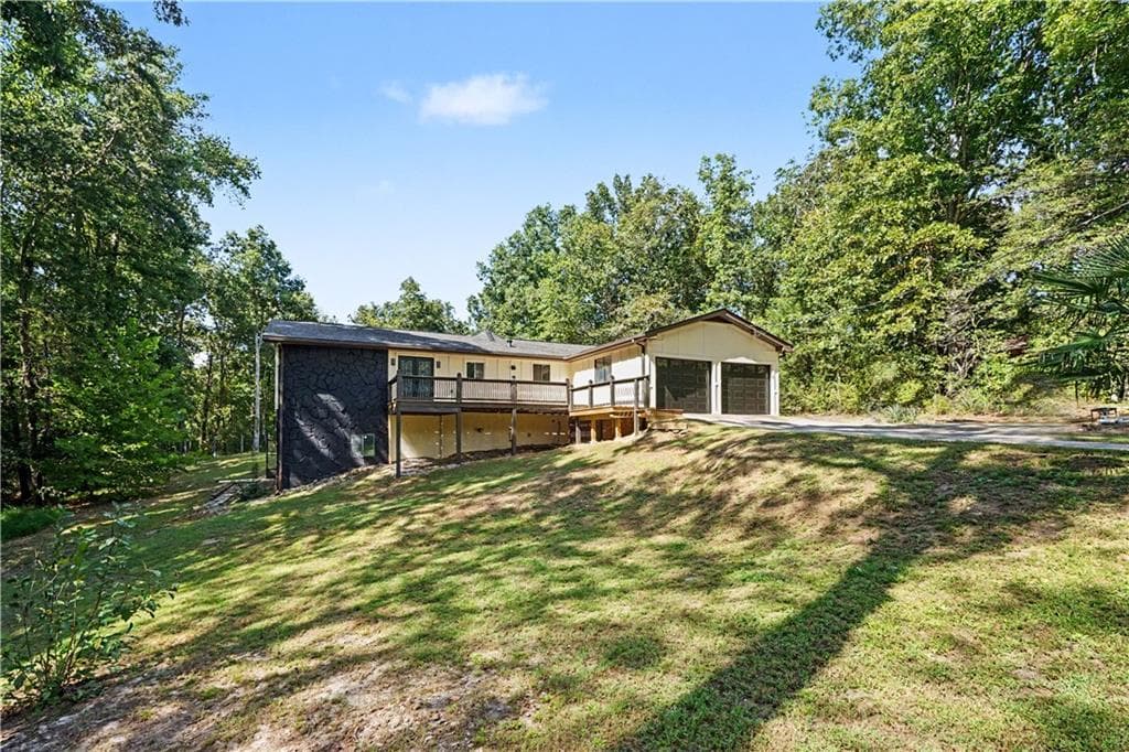 4 bedroom, 2 bathroom, 3,089 sq ft single family residence for sale at 1276 Brooks Road, Lawrenceville, GA 30045 — photo 3