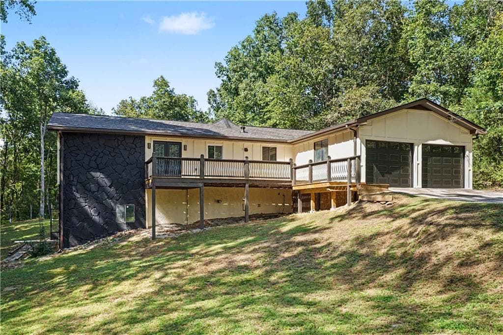 4 bedroom, 2 bathroom, 3,089 sq ft single family residence for sale at 1276 Brooks Road, Lawrenceville, GA 30045 — photo 4