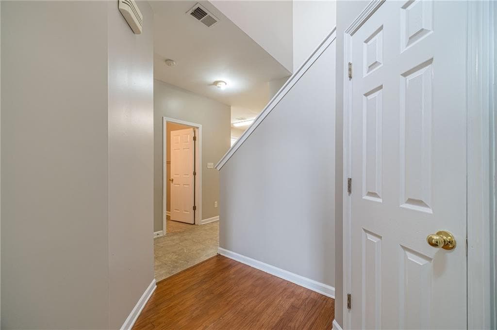 3 bedroom, 3 bathroom, 1,530 sq ft townhouse for rent at 1191 Primrose View Circle, Lawrenceville, GA 30044 for $2,000 a month — photo 6