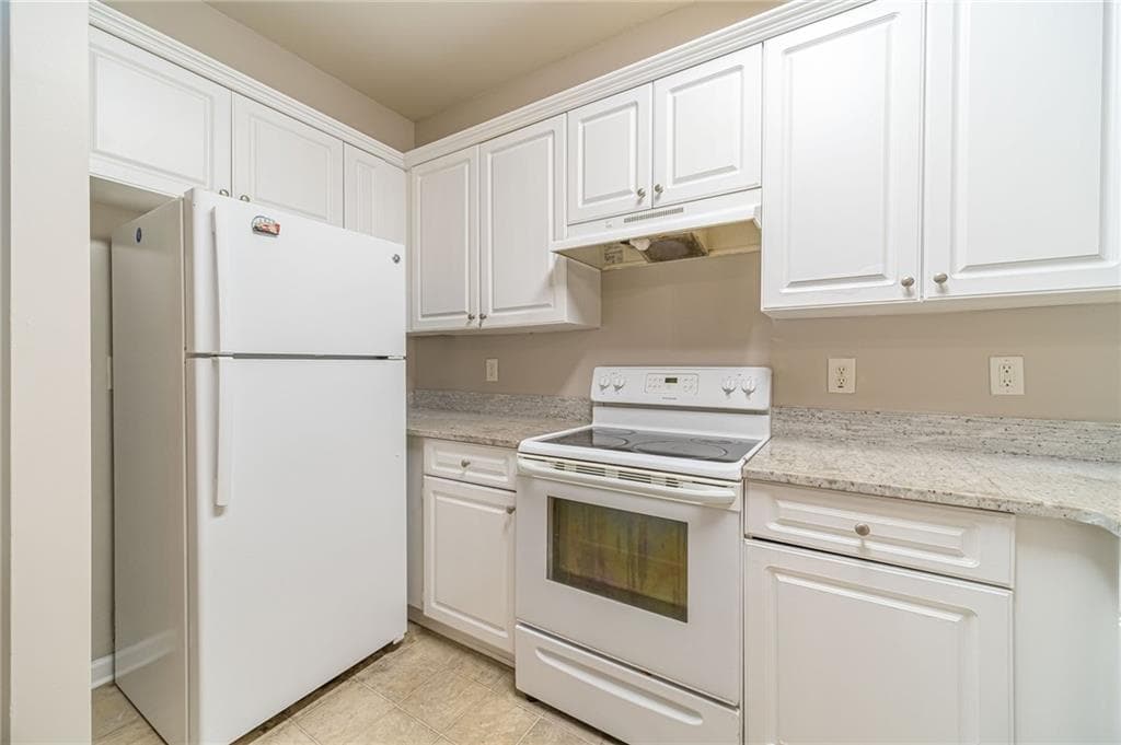 3 bedroom, 3 bathroom, 1,530 sq ft townhouse for rent at 1191 Primrose View Circle, Lawrenceville, GA 30044 for $2,000 a month — photo 10