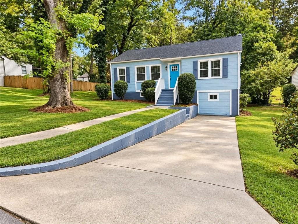 3 bedroom, 1 bathroom, 1,134 sq ft single family residence for rent at 2165 Pinehurst Drive, East Point, GA 30344 for $1,750 a month — photo 2