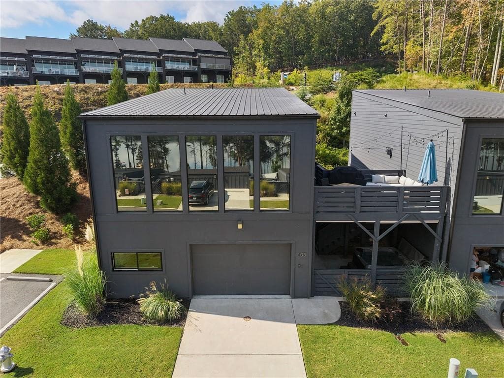 3 bedroom, 3 bathroom, 1,796 sq ft single family residence for sale at 103 Marina Parc Drive, Waleska, GA 30183 — photo 2