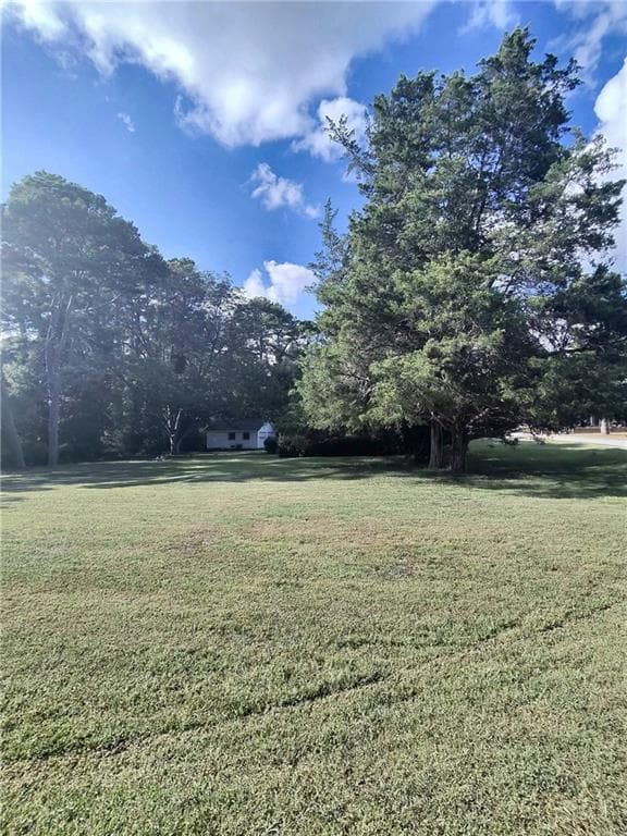 2 bedroom, 2 bathroom, 2,208 sq ft single family residence for sale at 330 S Culver Street, Lawrenceville, GA 30046 — photo 3