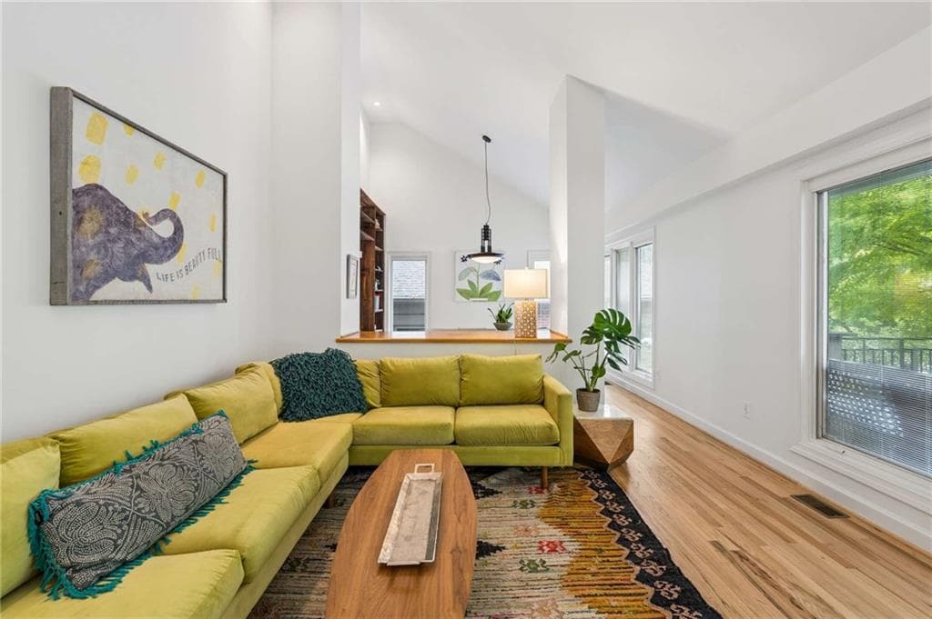 3 bedroom, 3 bathroom, 2,177 sq ft single family residence for sale at 925 Highland Terrace, Atlanta, GA 30306 — photo 9
