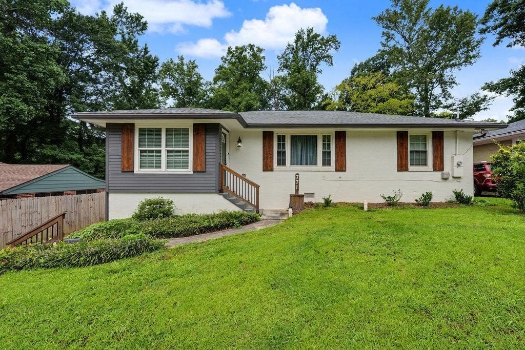 5 bedroom, 4 bathroom, 3,148 sq ft single family residence for sale at 771 Pinehurst Terrace, Atlanta, GA 30310
