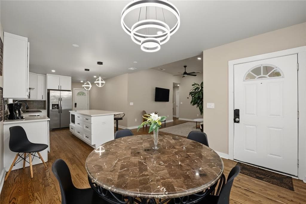 5 bedroom, 4 bathroom, 3,148 sq ft single family residence for sale at 771 Pinehurst Terrace, Atlanta, GA 30310 — photo 3