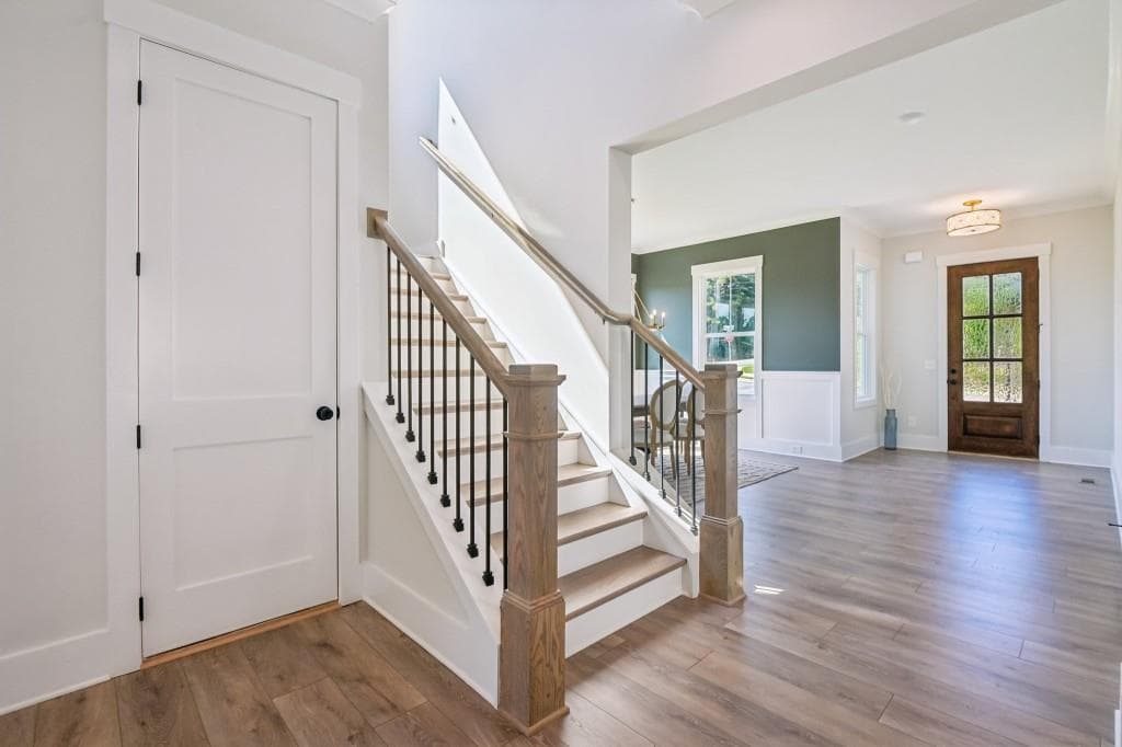 5 bedroom, 4 bathroom, 3,199 sq ft single family residence for sale at 3310 Hillshire Drive, Cumming, GA 30028 — photo 5