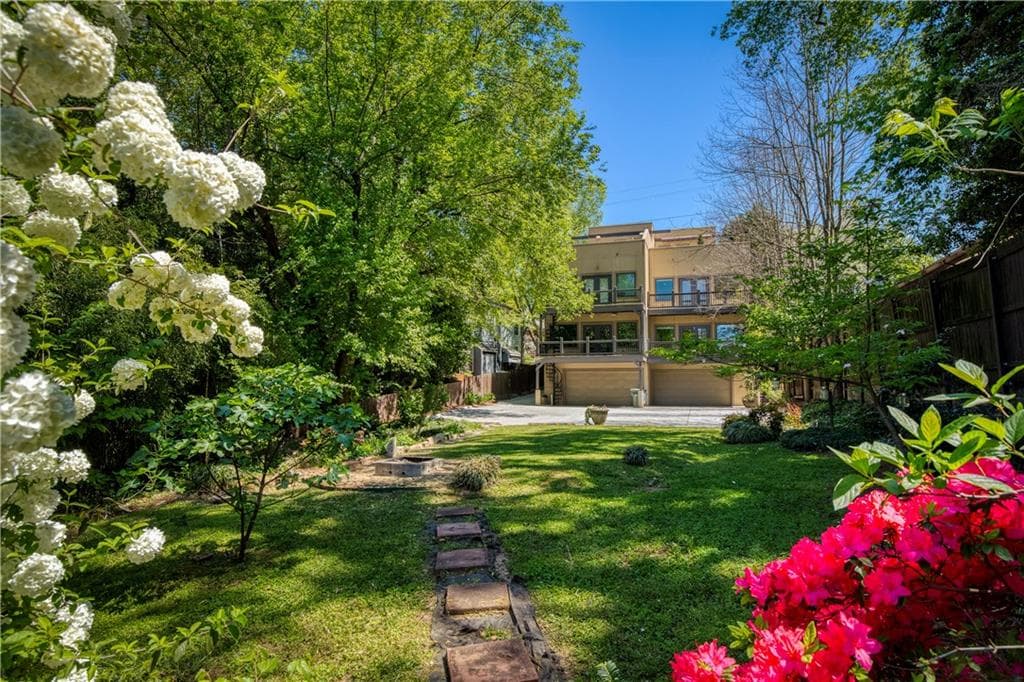 3 bedroom, 4 bathroom, 3,600 sq ft townhouse for sale at 866 Monroe Drive, Atlanta, GA 30308 — photo 5