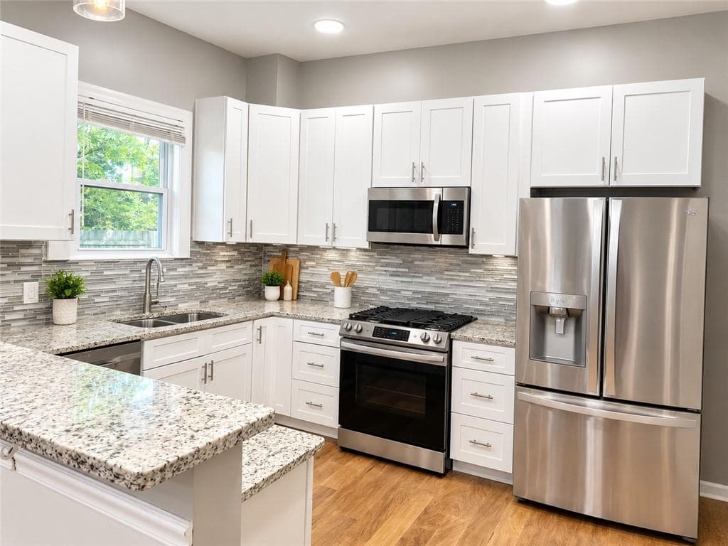 5 bedroom, 4 bathroom, 1,761 sq ft single family residence for sale at 996 Parsons Street, Atlanta, GA 30314 — photo 3