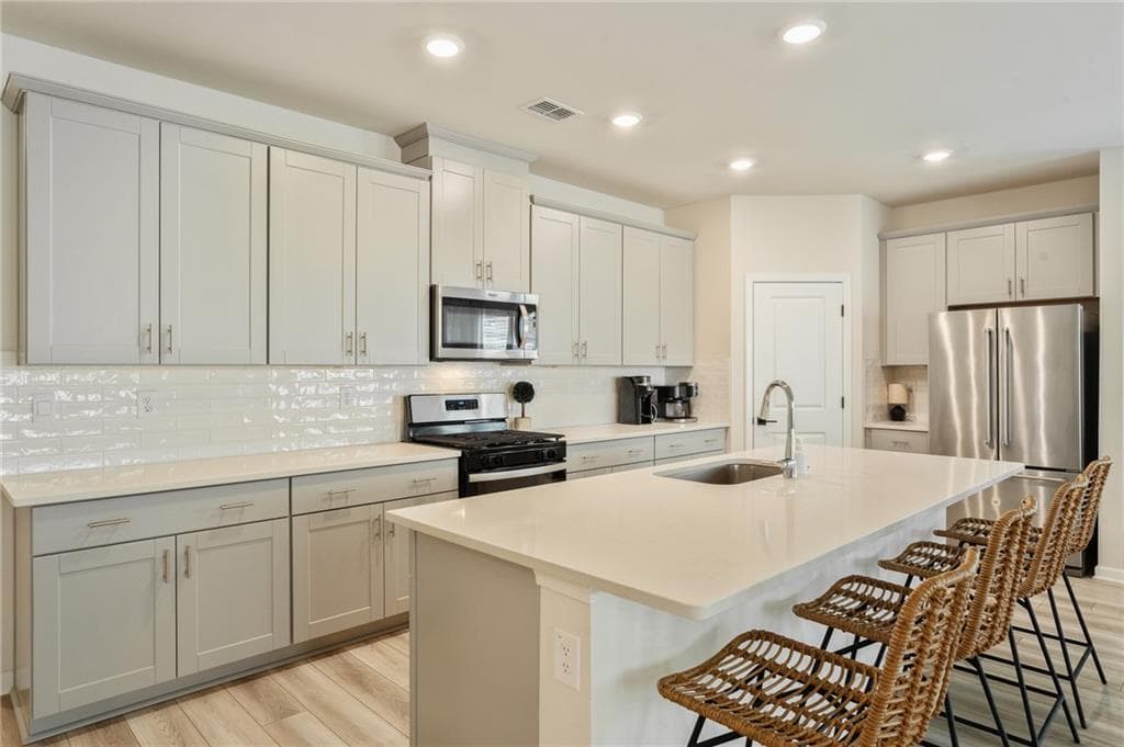 4 bedroom, 3 bathroom, 2,000 sq ft single family residence for sale at 181 Long Leaf Street, Dawsonville, GA 30534 — photo 10