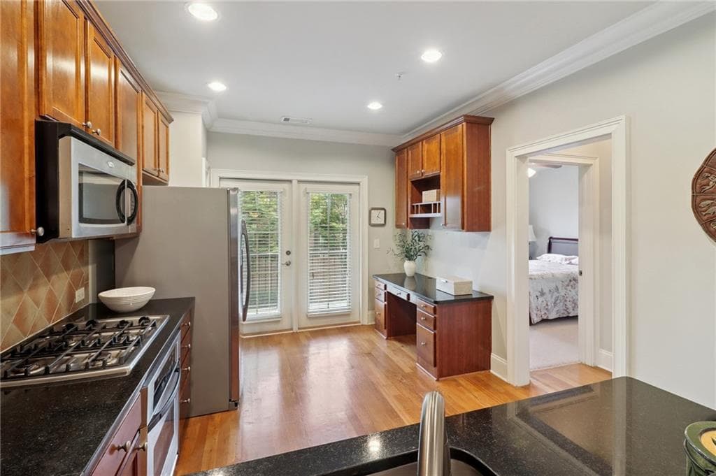 2 bedroom, 2 bathroom, 1,160 sq ft townhouse for sale at 6434 Chariot Street 3, Sandy Springs, GA 30328 — photo 9