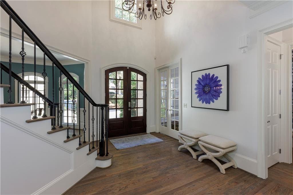 6 bedroom, 6 bathroom, 7,295 sq ft single family residence for sale at 7750 Marsh Court, Sandy Springs, GA 30328 — photo 5