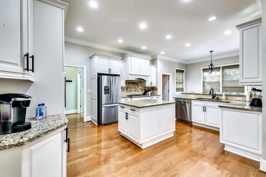 6 bedroom, 5 bathroom, 5,500 sq ft single family residence for rent at 1897 8th Street, Brookhaven, GA 30341 for $14,850 a month — photo 6