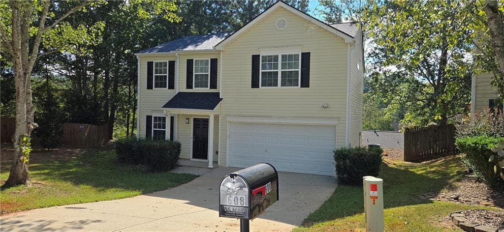 4 bedroom, 3 bathroom, 1,982 sq ft single family residence for rent at 608 Red Oak Court, Canton, GA 30114 for $2,100 a month — photo 2