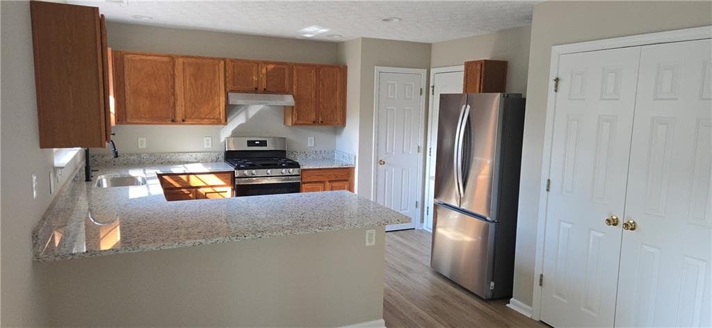 4 bedroom, 3 bathroom, 1,982 sq ft single family residence for rent at 608 Red Oak Court, Canton, GA 30114 for $2,100 a month — photo 7