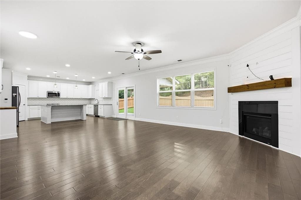 5 bedroom, 4 bathroom, 3,491 sq ft single family residence for sale at 192 Turtle Rock Place, Acworth, GA 30101 — photo 9