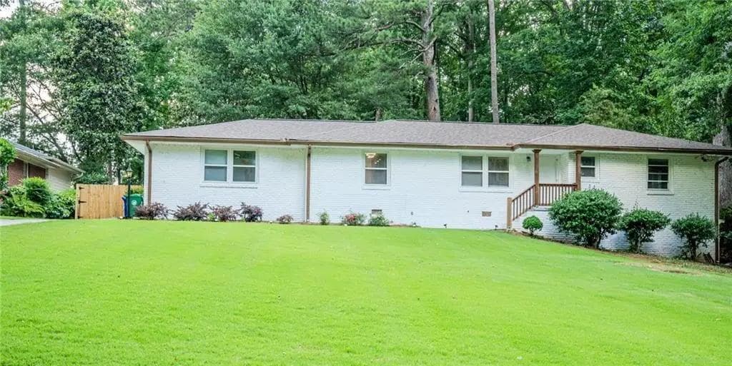 4 bedroom, 3 bathroom, 2,172 sq ft single family residence for rent at 1850 Acuba Lane, Atlanta, GA 30345 for $3,995 a month — photo 1 of 31