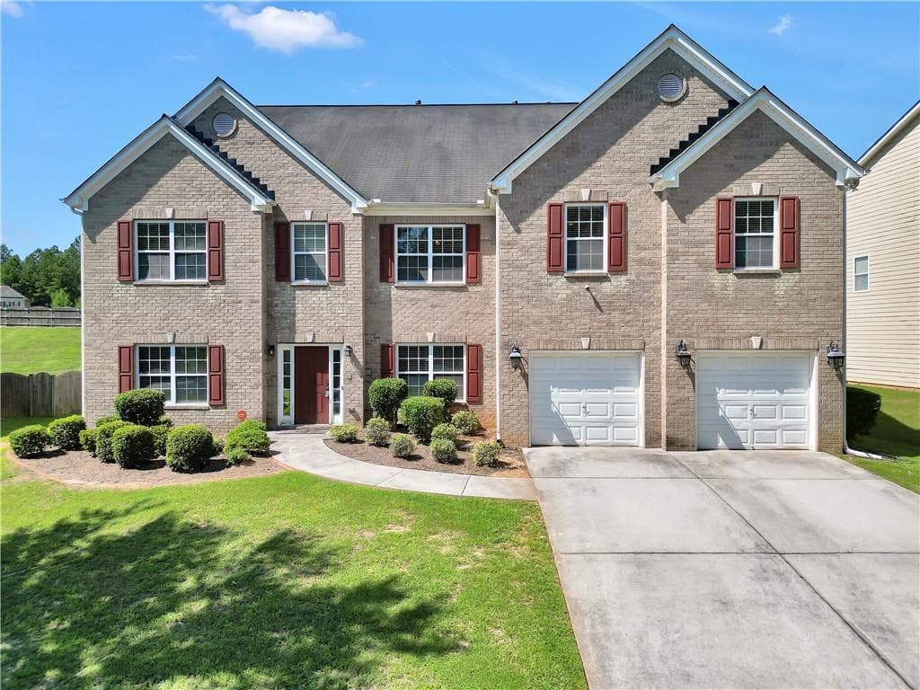 8 bedroom, 5 bathroom, 4,685 sq ft single family residence for sale at 60 Snapdragon Lane, Covington, GA 30014 — photo 2