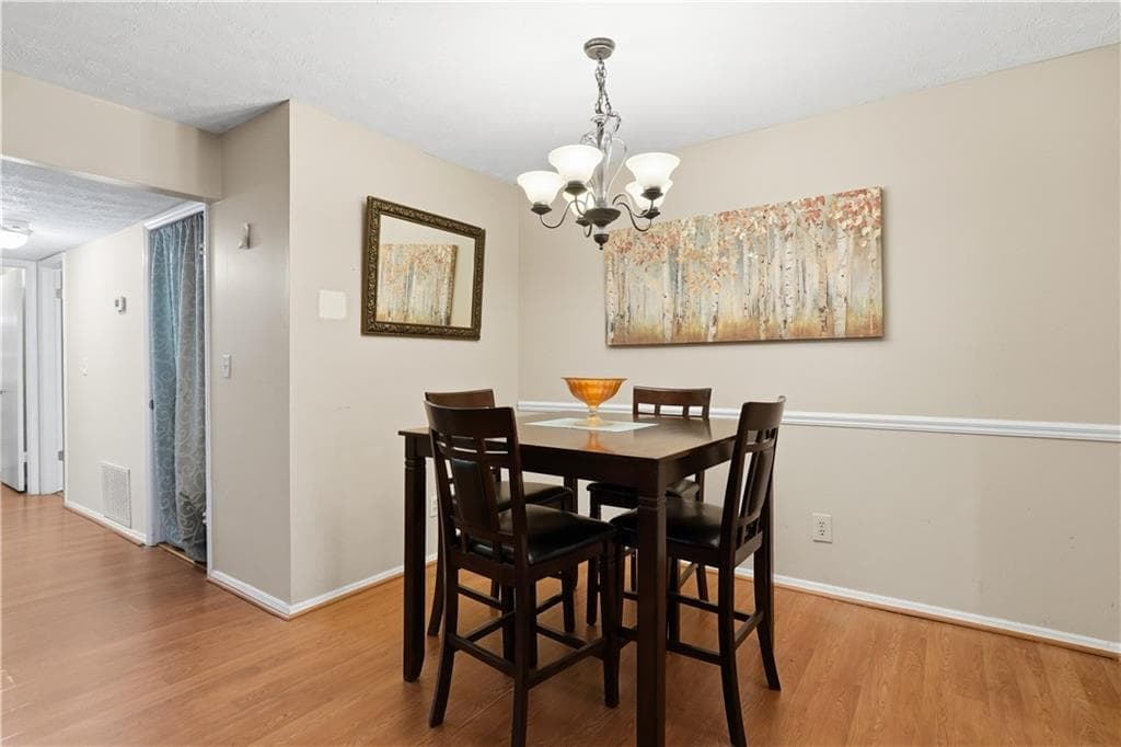 2 bedroom, 2 bathroom, 1,166 sq ft condominium for sale at 1624 Raleigh Circle 1624, Marietta, GA 30067 — photo 7