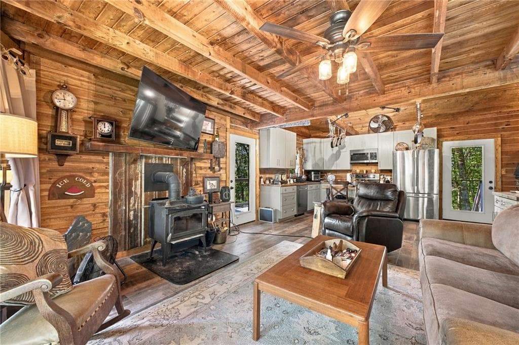 3 bedroom, 2 bathroom, 1,170 sq ft single family residence for sale at 447 Renate Drive, Jasper, GA 30143 — photo 7