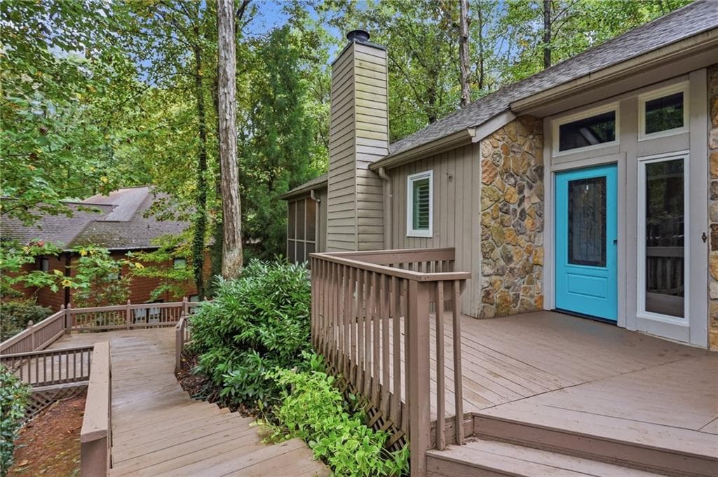 5 bedroom, 4 bathroom, 3,807 sq ft single family residence for sale at 4189 Tartan Way, Roswell, GA 30075 — photo 2